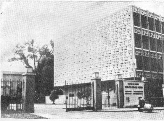 Cổng Trường Đại Học Y Khoa Sài Gòn trước 1975 Cổng Trường Đại Học Y Khoa Sài Gòn trước 1975