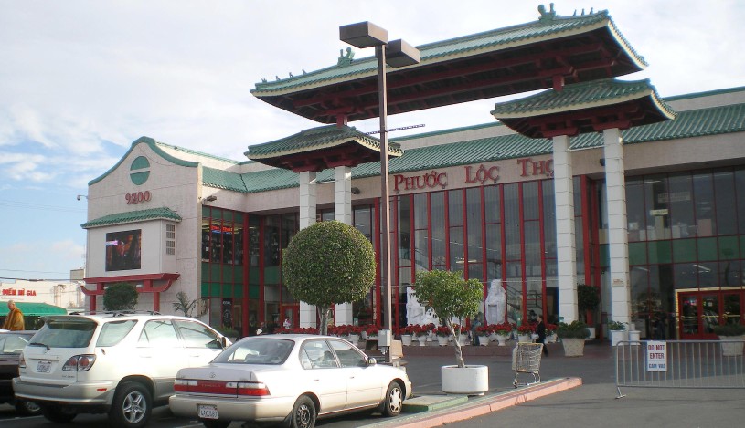 Thương Xá Phước Lộc Thọ tại Little Saigon Thương Xá Phước Lộc Thọ tại Little Saigon