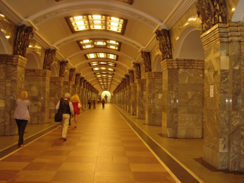 Subway tại St. Petersburg - Ảnh của tác giả Subway tại St. Petersburg - Ảnh của tác giả