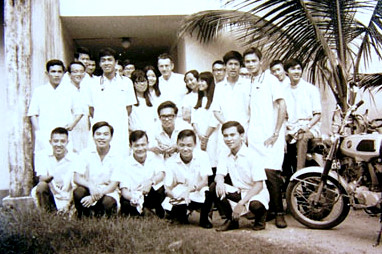 Đại náo BV Hồng Bàng (2) Đại náo BV Hồng Bàng (2)